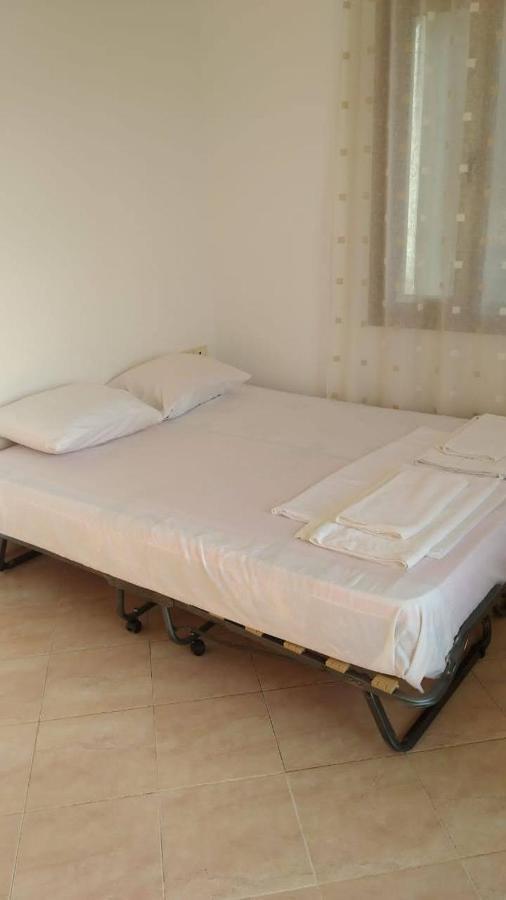 Mullaj Guest House Влёра Экстерьер фото