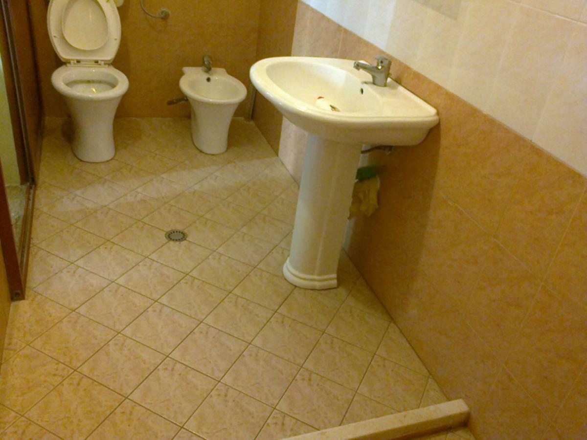 Mullaj Guest House Влёра Экстерьер фото