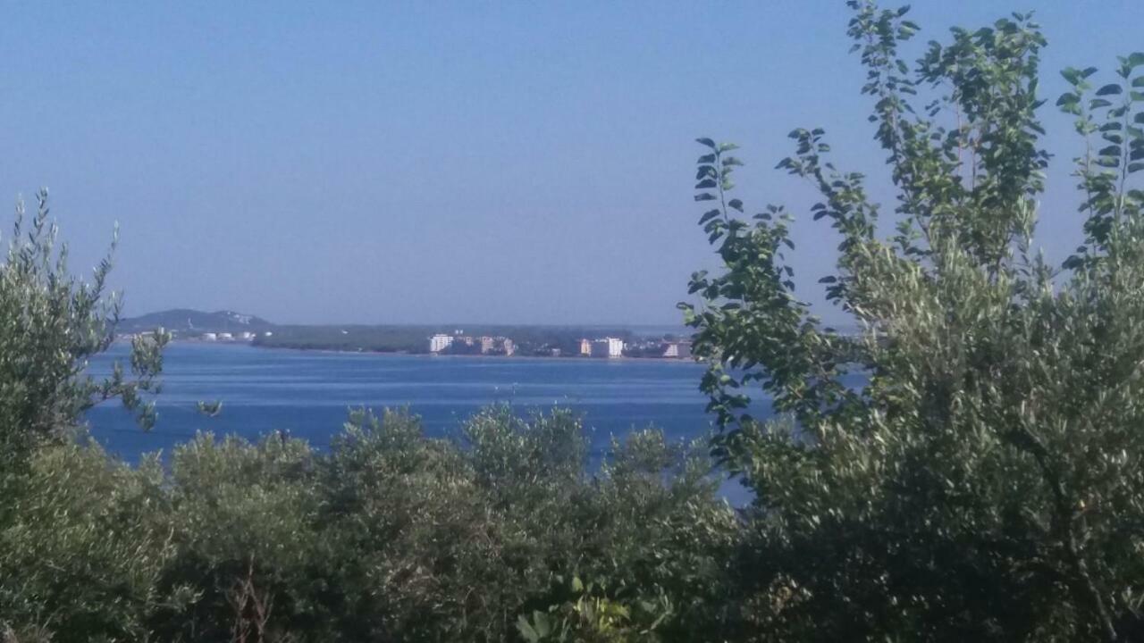 Mullaj Guest House Влёра Экстерьер фото